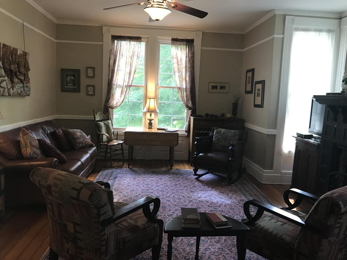 Pawling House Bed & Breakfast ภายนอก รูปภาพ
